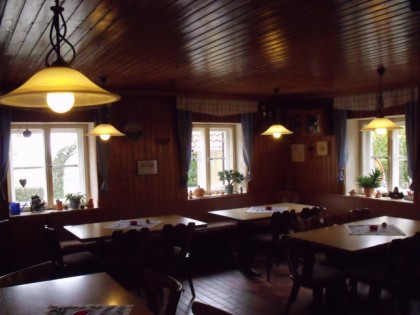 照片: Schlossgaststätte Leonsberg